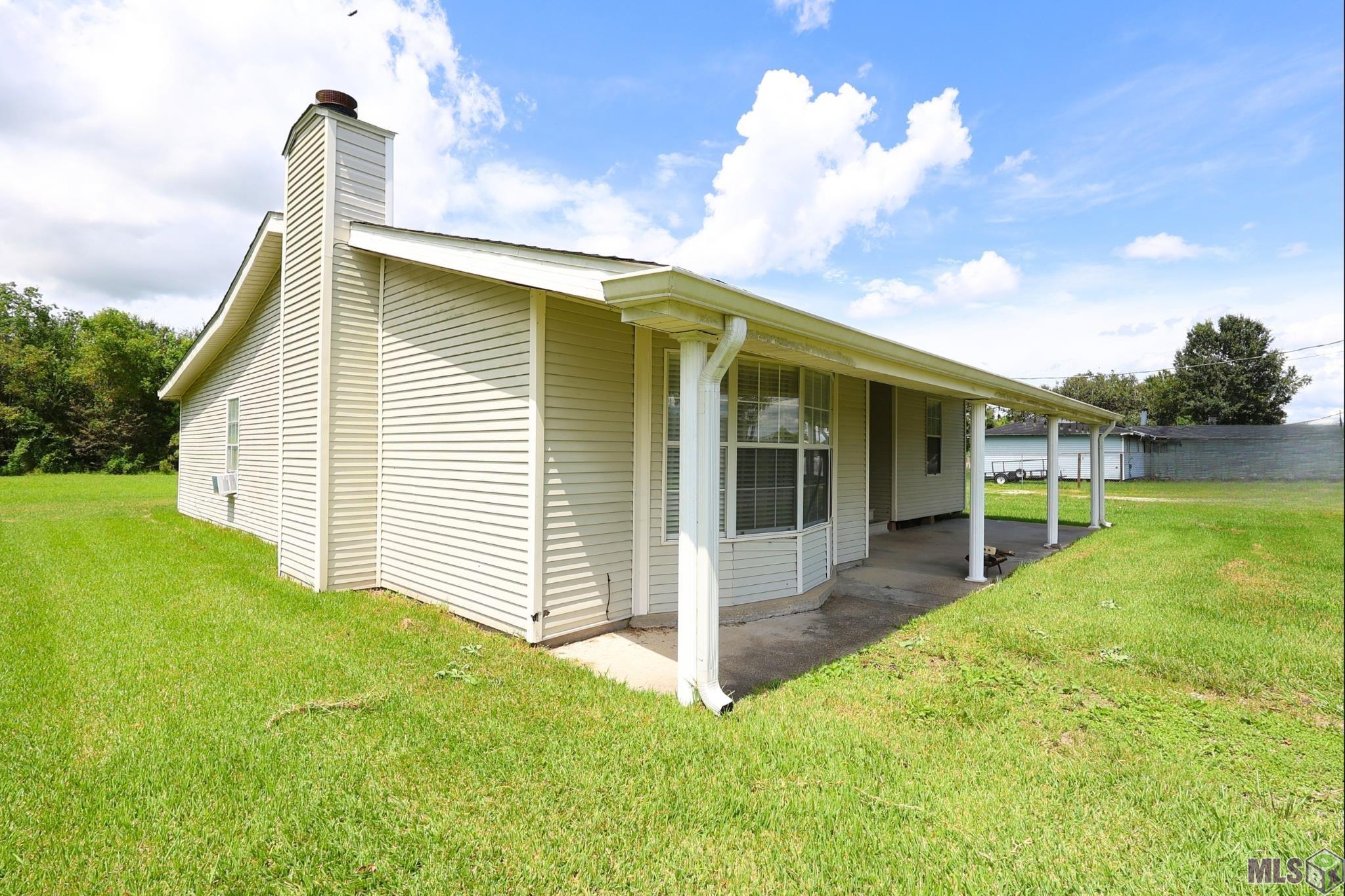 350 Danos Street Raceland, LA 70394 - Photo 2 of 18 Gallery Image 2
