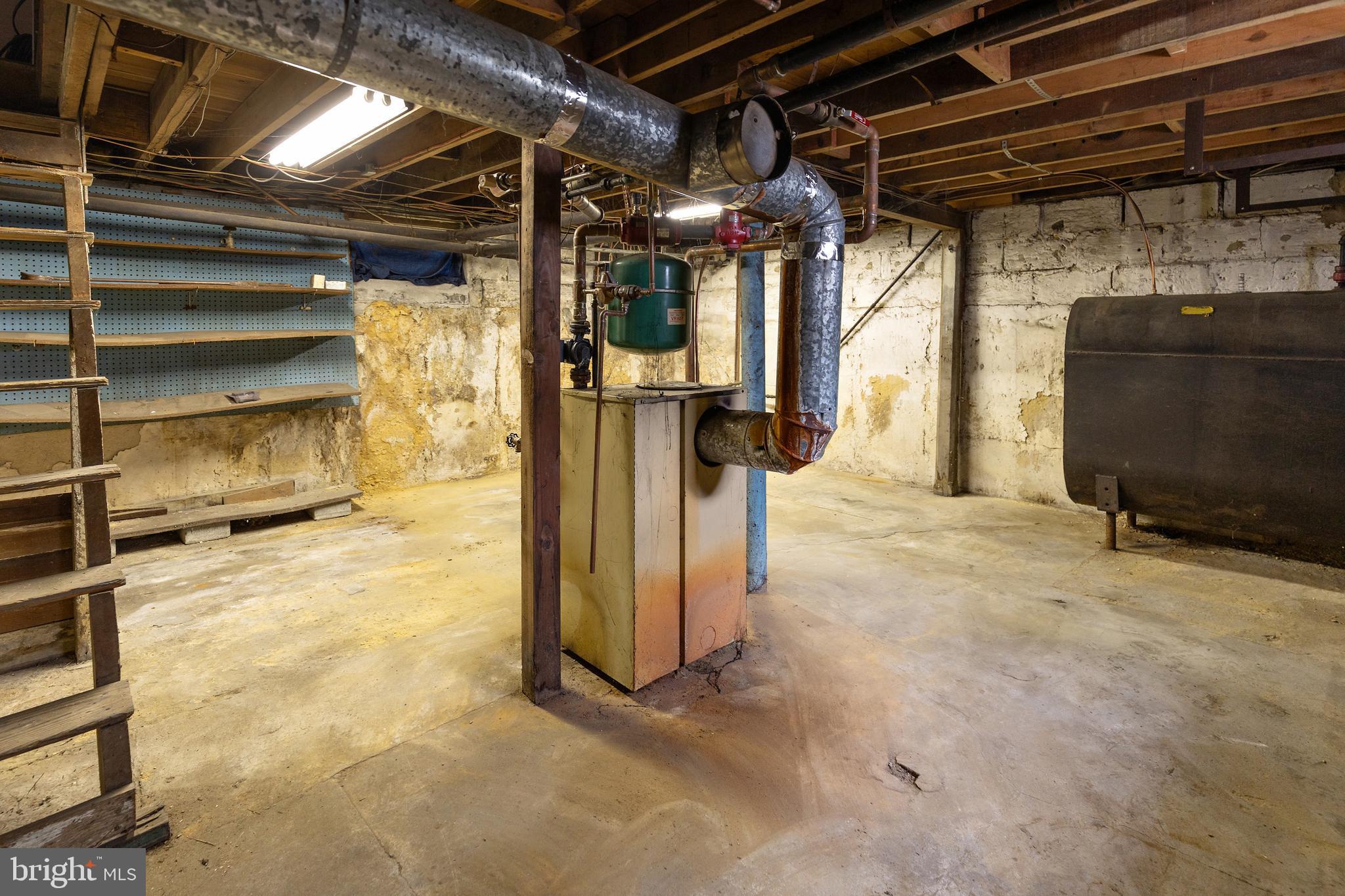15 Jerome Terrace Clementon, NJ 08021 - Photo 27 of 33 a view of a room with racks