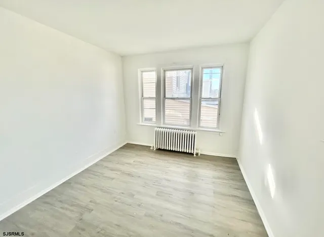 $2,500 | 2825 Arctic Avenue, Unit 2, Atlantic City, NJ 08401