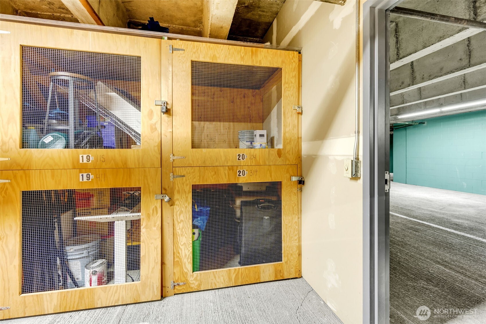 275 West Roy Street, Unit 319 Seattle, WA 98119 - Photo 21 of 30 a view of front door of house and window