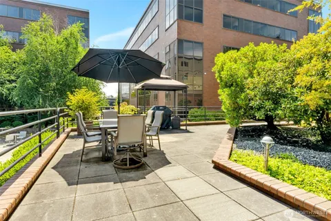 $370,000 | 275 West Roy Street, Unit 319, Seattle, WA 98119