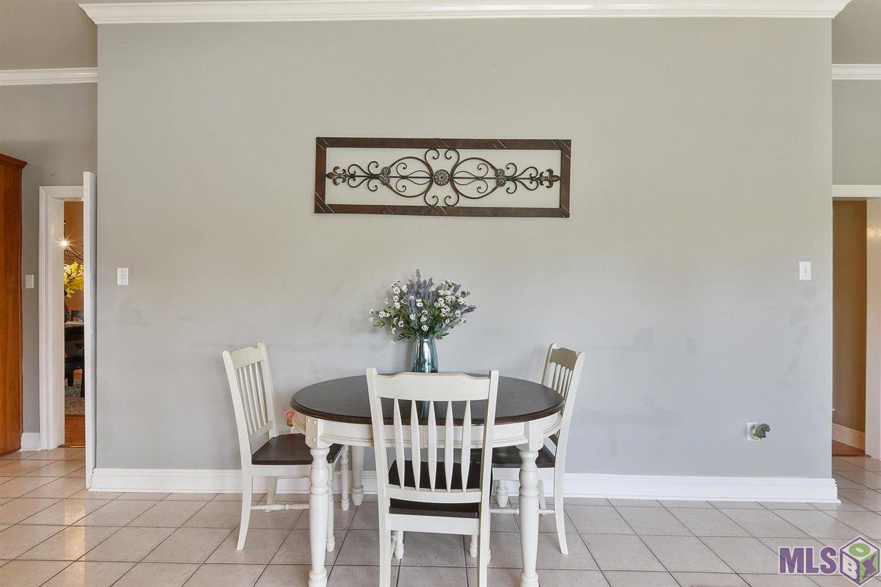 10318 Rustic Oak Drive Baton Rouge, LA 70810 - Photo 11 of 21 Gallery Image 11