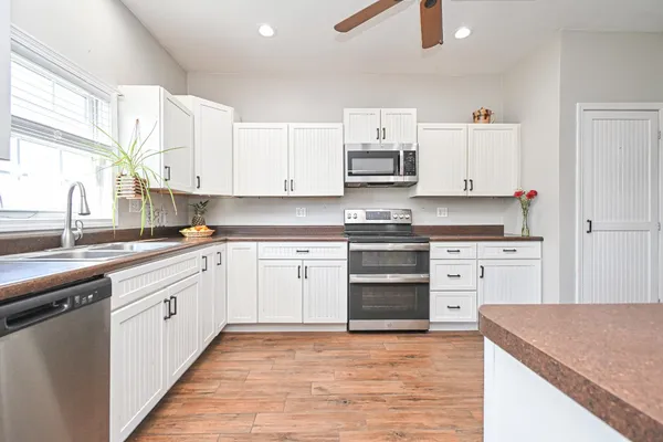 $367,900 | 8122 Catfish Lane, Brookville, IN 47012