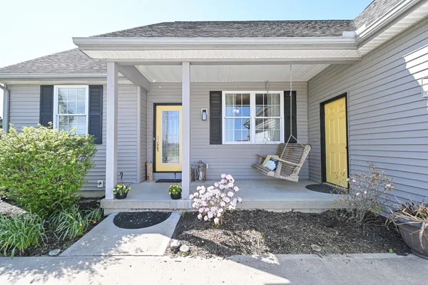 $367,900 | 8122 Catfish Lane, Brookville, IN 47012