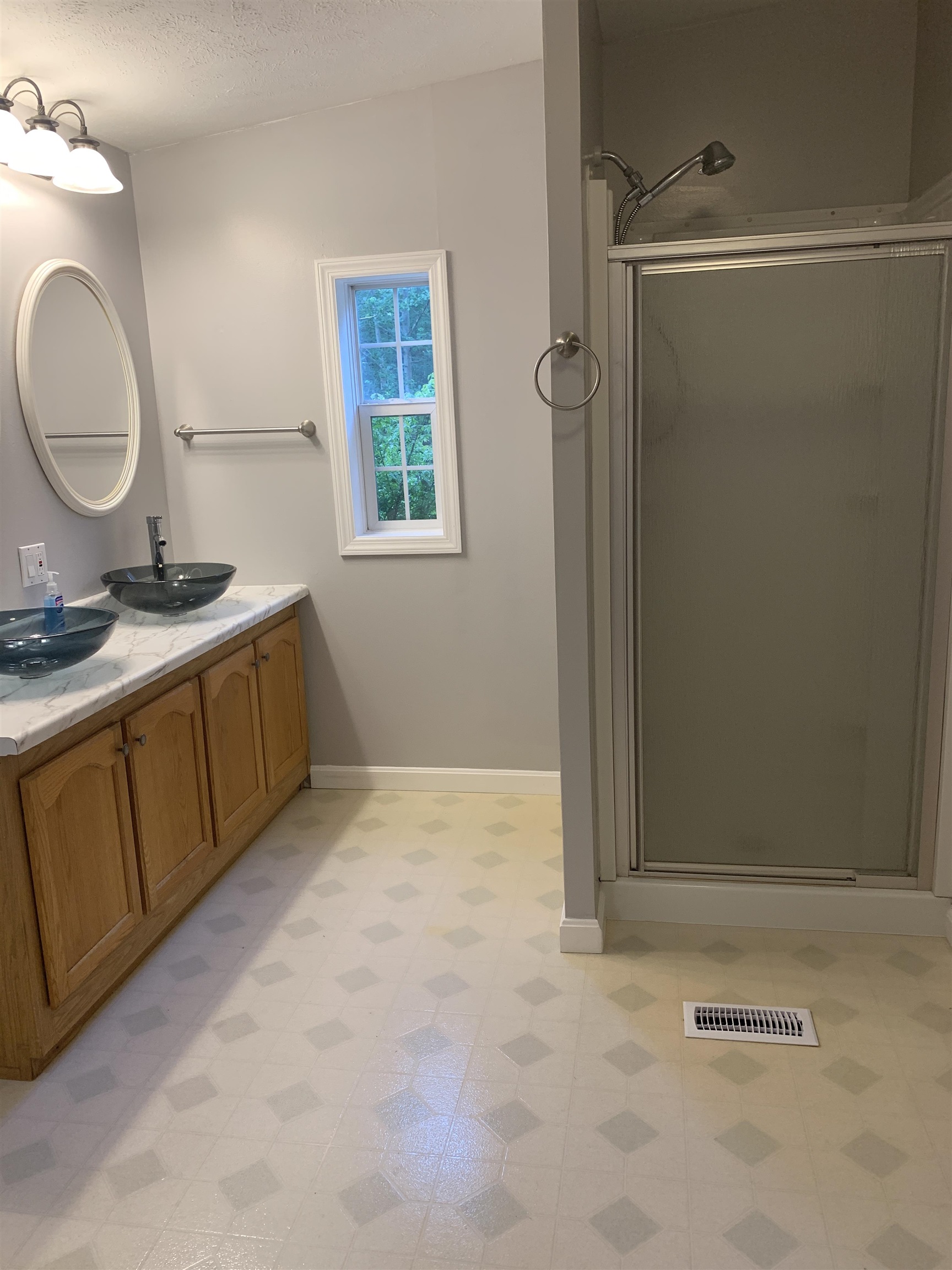 31 Bog Road Hillsborough, NH 03244 - Photo 13 of 22 Gallery Image 13