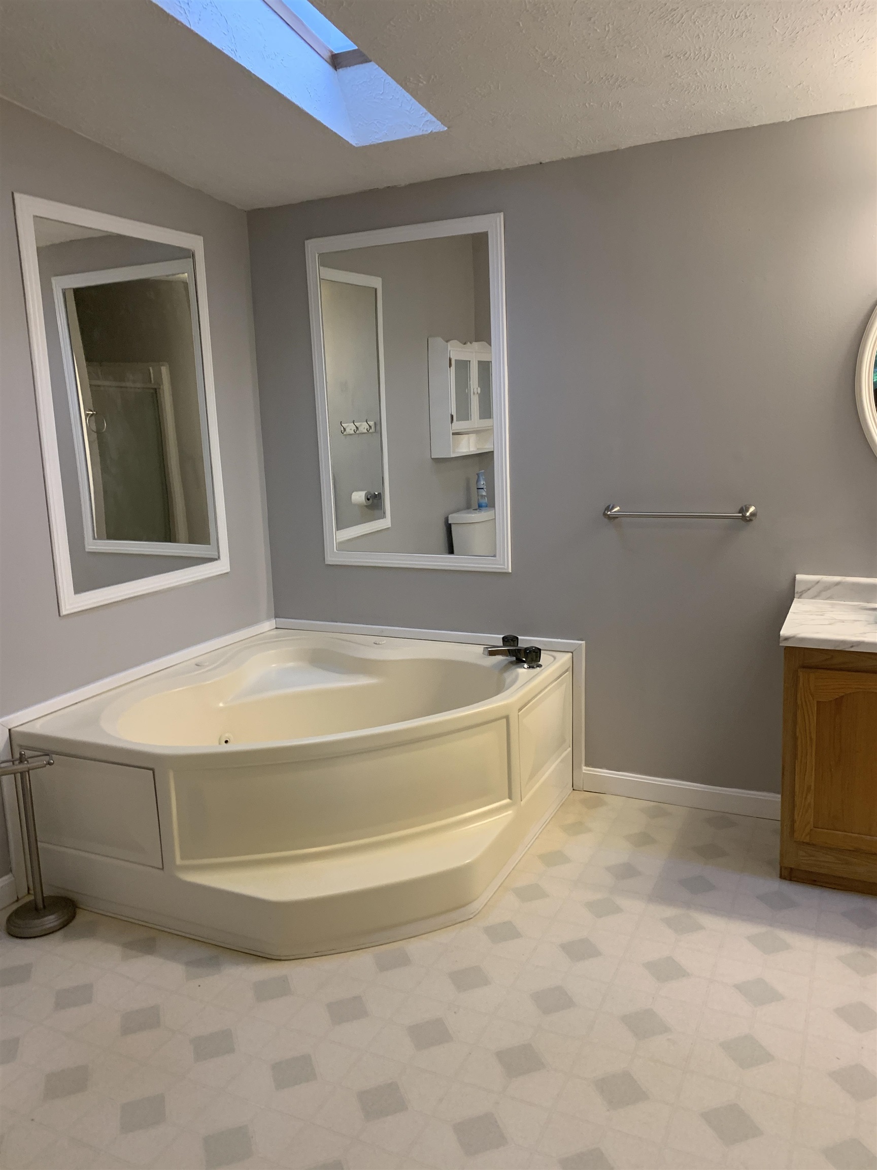 31 Bog Road Hillsborough, NH 03244 - Photo 9 of 22 Gallery Image 9