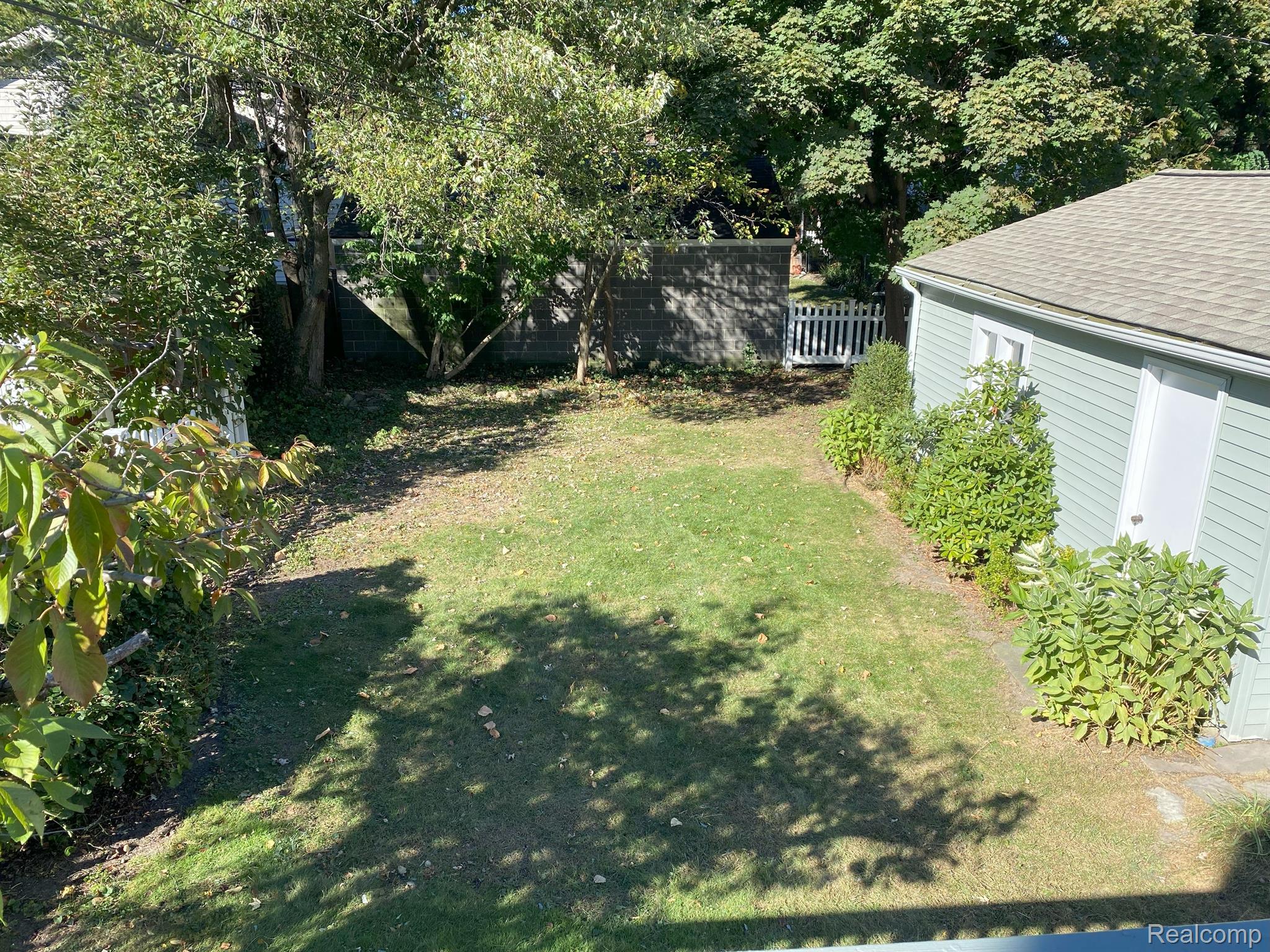 155 Highland Avenue Rochester, MI 48307 - Photo 6 of 29 Gallery Image 6