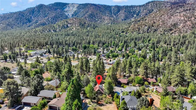 $500,000 | 1074 Yellowstone Drive, Wrightwood, CA 92397