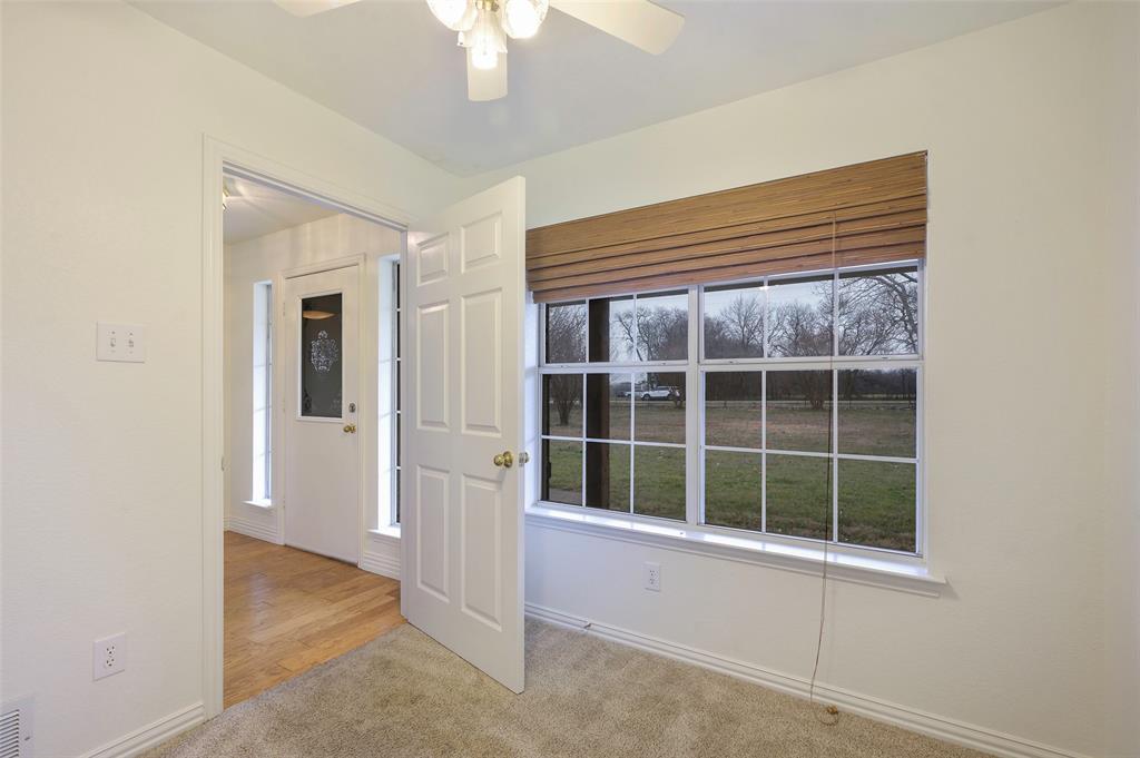 11278 Jackson Road Krum, TX 76249 - Photo 14 of 25