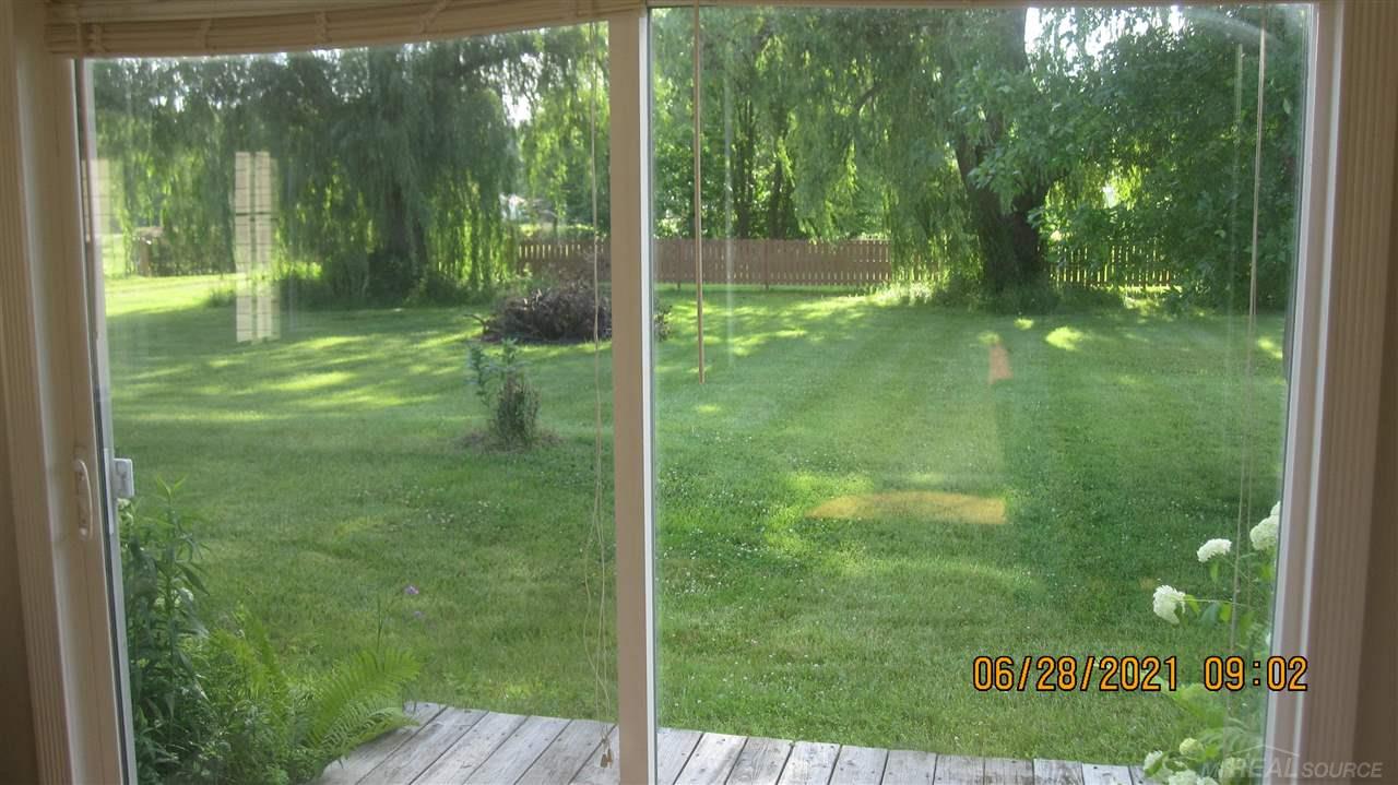 6669 Lakeshore Road Lexington, MI 48450 - Photo 16 of 26