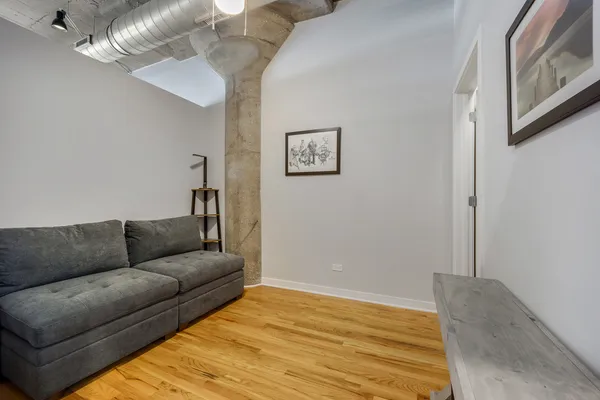 $349,999 | 1111 West 15th Street, Unit 123, Chicago, IL 60608