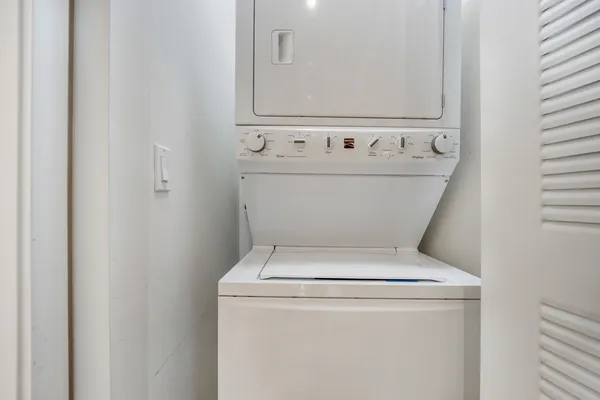 $349,999 | 1111 West 15th Street, Unit 123, Chicago, IL 60608