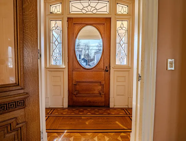 $595,000 | 348 Bentley Avenue, Poultney, VT 05764