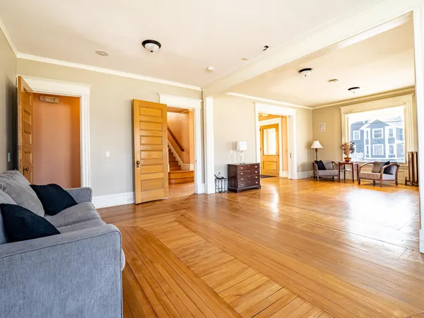 $595,000 | 348 Bentley Avenue, Poultney, VT 05764