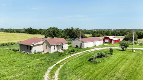$278,000 | 29873 Northeast Scott Road, Greeley, KS 66033