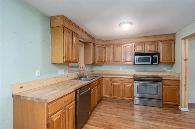 $278,000 | 29873 Northeast Scott Road, Greeley, KS 66033