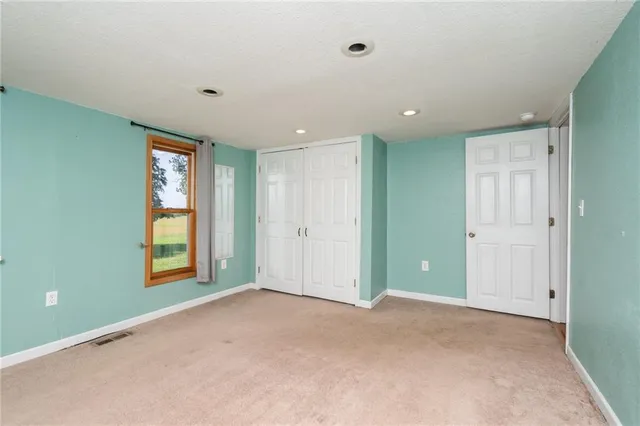 $278,000 | 29873 Northeast Scott Road, Greeley, KS 66033