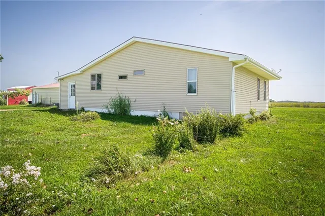$278,000 | 29873 Northeast Scott Road, Greeley, KS 66033