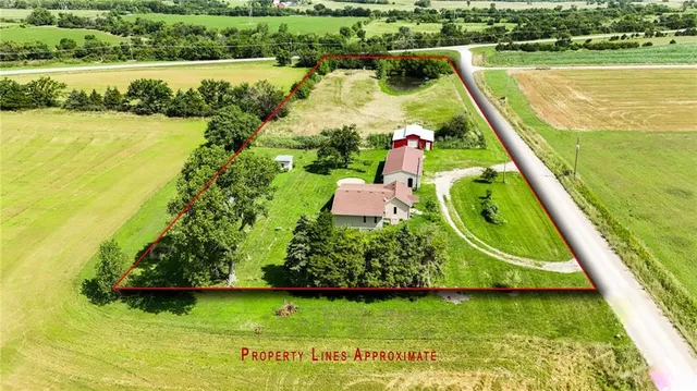 $278,000 | 29873 Northeast Scott Road, Greeley, KS 66033