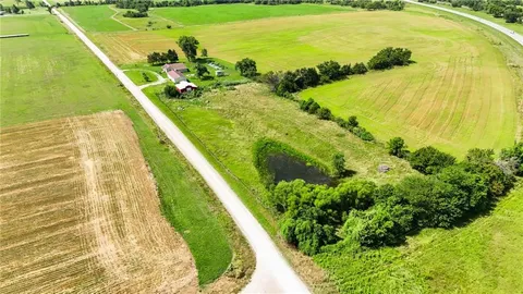 $278,000 | 29873 Northeast Scott Road, Greeley, KS 66033