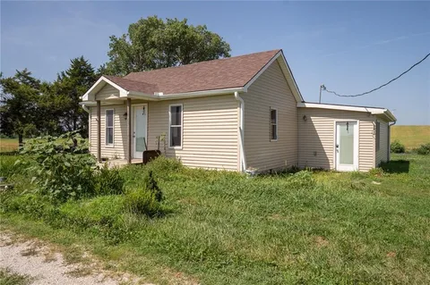 $278,000 | 29873 Northeast Scott Road, Greeley, KS 66033