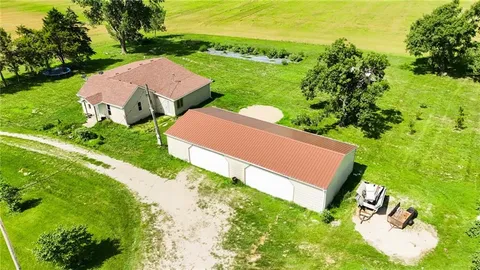 $278,000 | 29873 Northeast Scott Road, Greeley, KS 66033