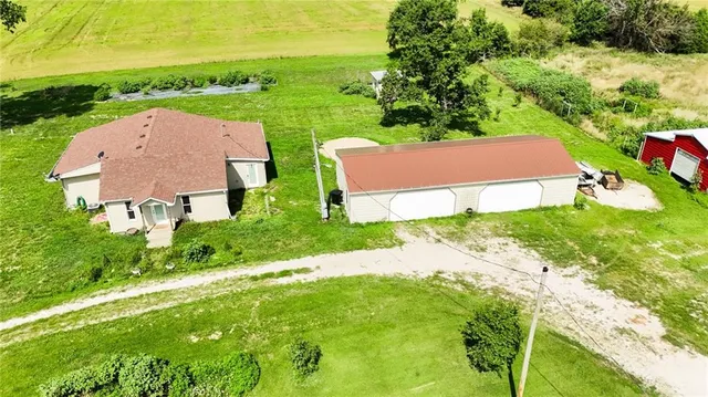 $278,000 | 29873 Northeast Scott Road, Greeley, KS 66033