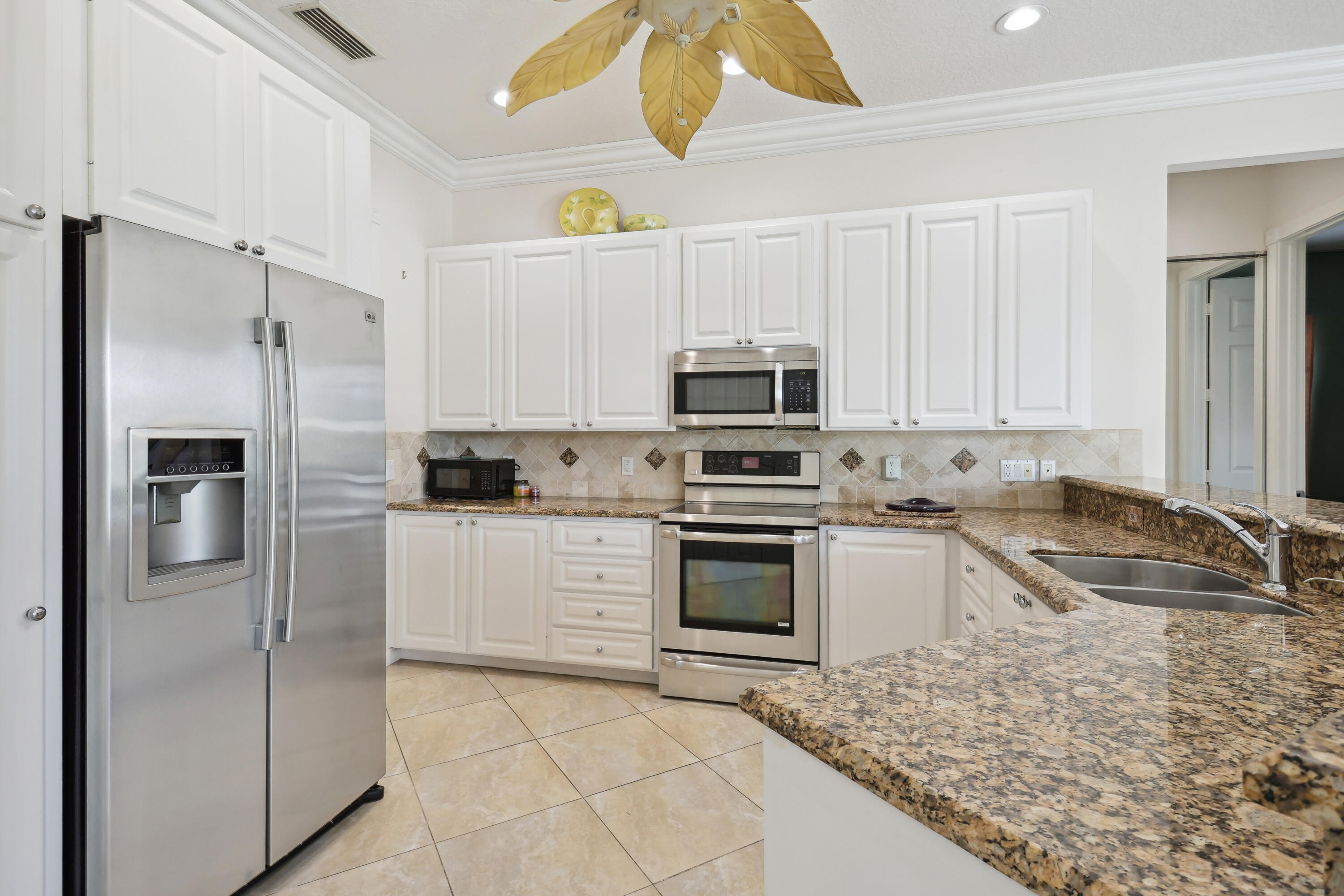 7647 Red River Road West Palm Beach, FL 33411 - Photo 11 of 95 KITCHEN