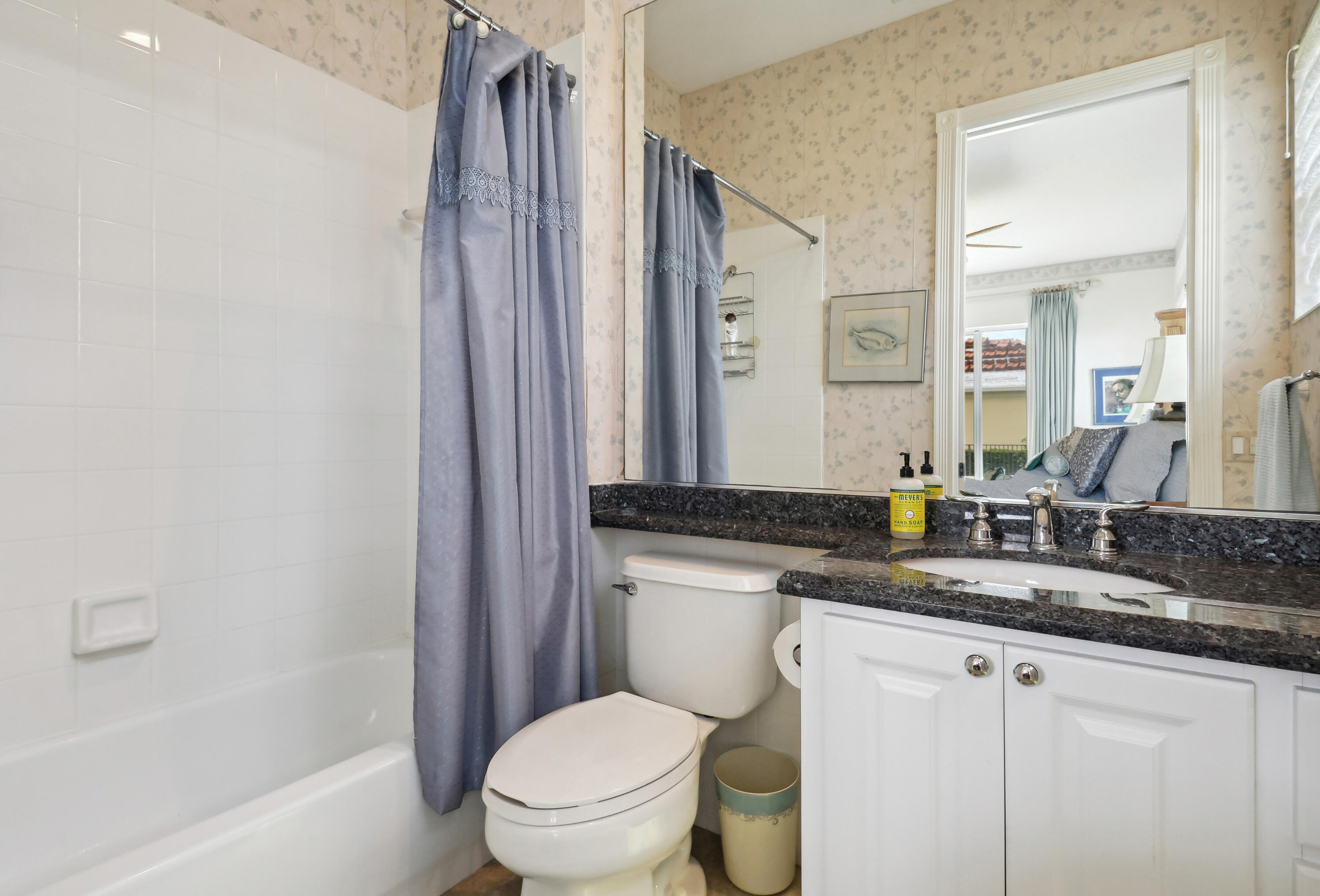 7647 Red River Road West Palm Beach, FL 33411 - Photo 23 of 95 GUEST ROOM SUITE BR