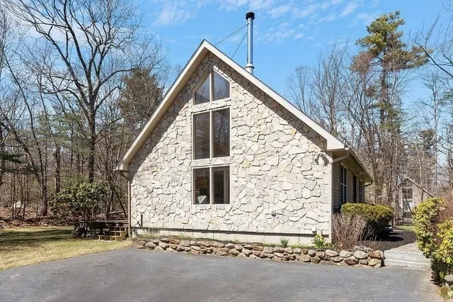 $625,000 | 84 Murray Road, Ashburnham, MA 01430