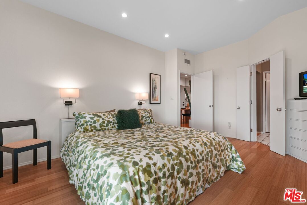 8160 Manitoba Street, Unit 113 Playa del Rey, CA 90293 - Photo 23 of 48
