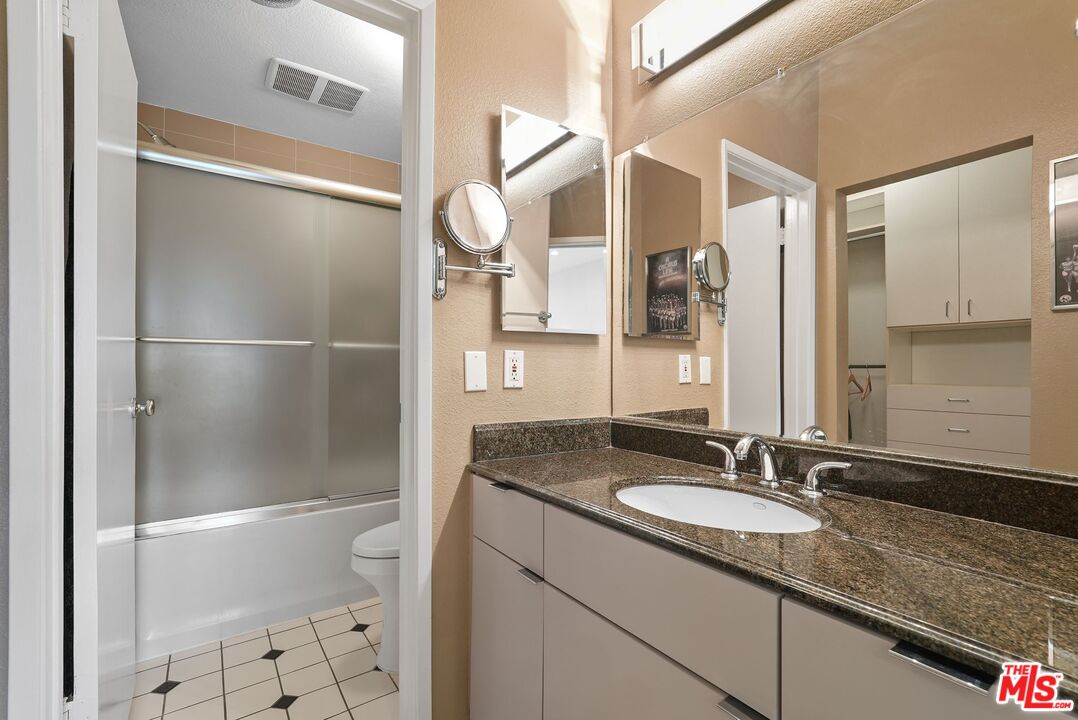 8160 Manitoba Street, Unit 113 Playa del Rey, CA 90293 - Photo 26 of 48