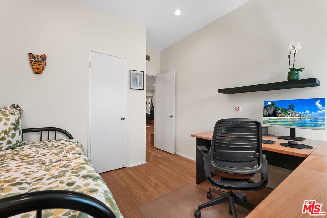 8160 Manitoba Street, Unit 113 Playa del Rey, CA 90293 - Photo 28 of 48