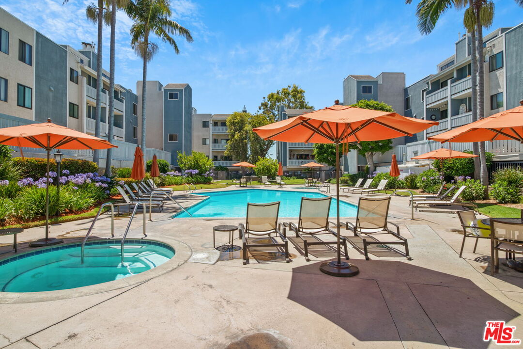 8160 Manitoba Street, Unit 113 Playa del Rey, CA 90293 - Photo 37 of 48