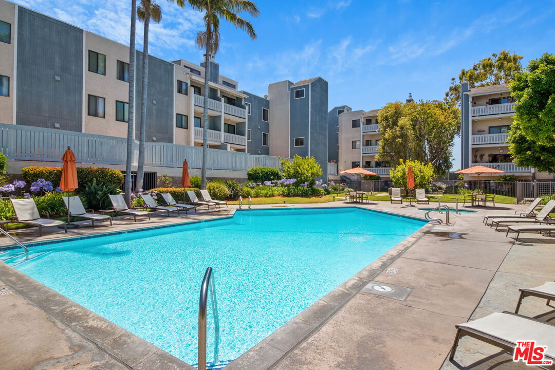 8160 Manitoba Street, Unit 113 Playa del Rey, CA 90293 - Photo 40 of 48