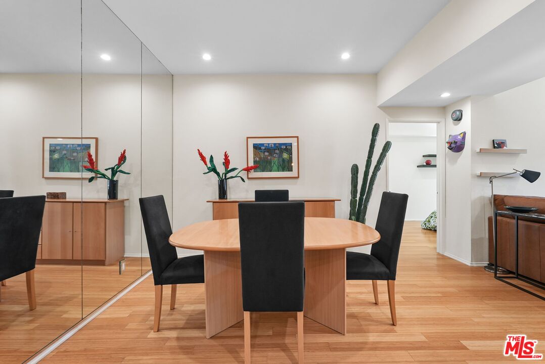 8160 Manitoba Street, Unit 113 Playa del Rey, CA 90293 - Photo 6 of 48