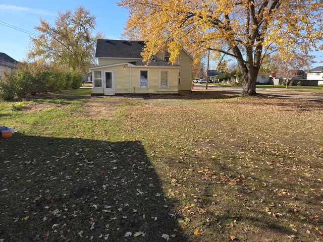 $299,900 | 254 Court Street South, Prescott, WI 54021