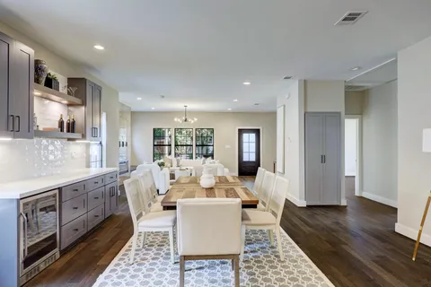 $920,000 | 2109 Sul Ross Street, Houston, TX 77098
