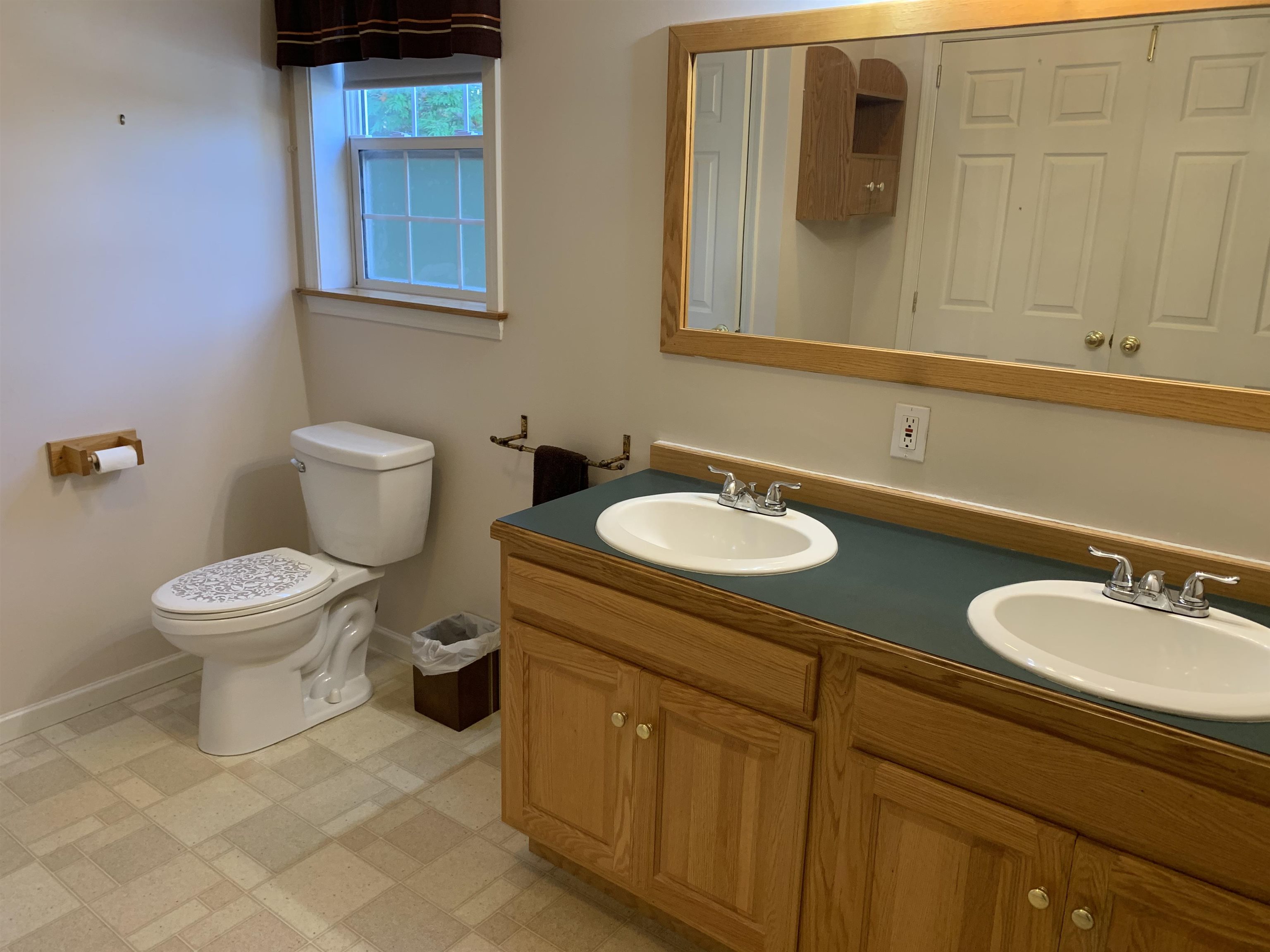 1 Brooklyn's Way Hampstead, NH 03841 - Photo 16 of 29