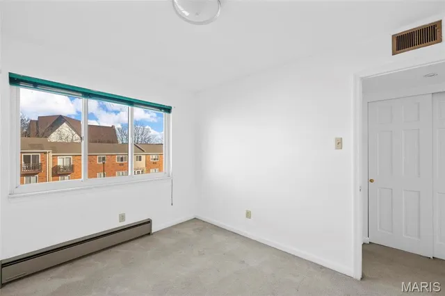 $129,900 | 10622 Carroll Wood Way, St. Louis, MO 63128