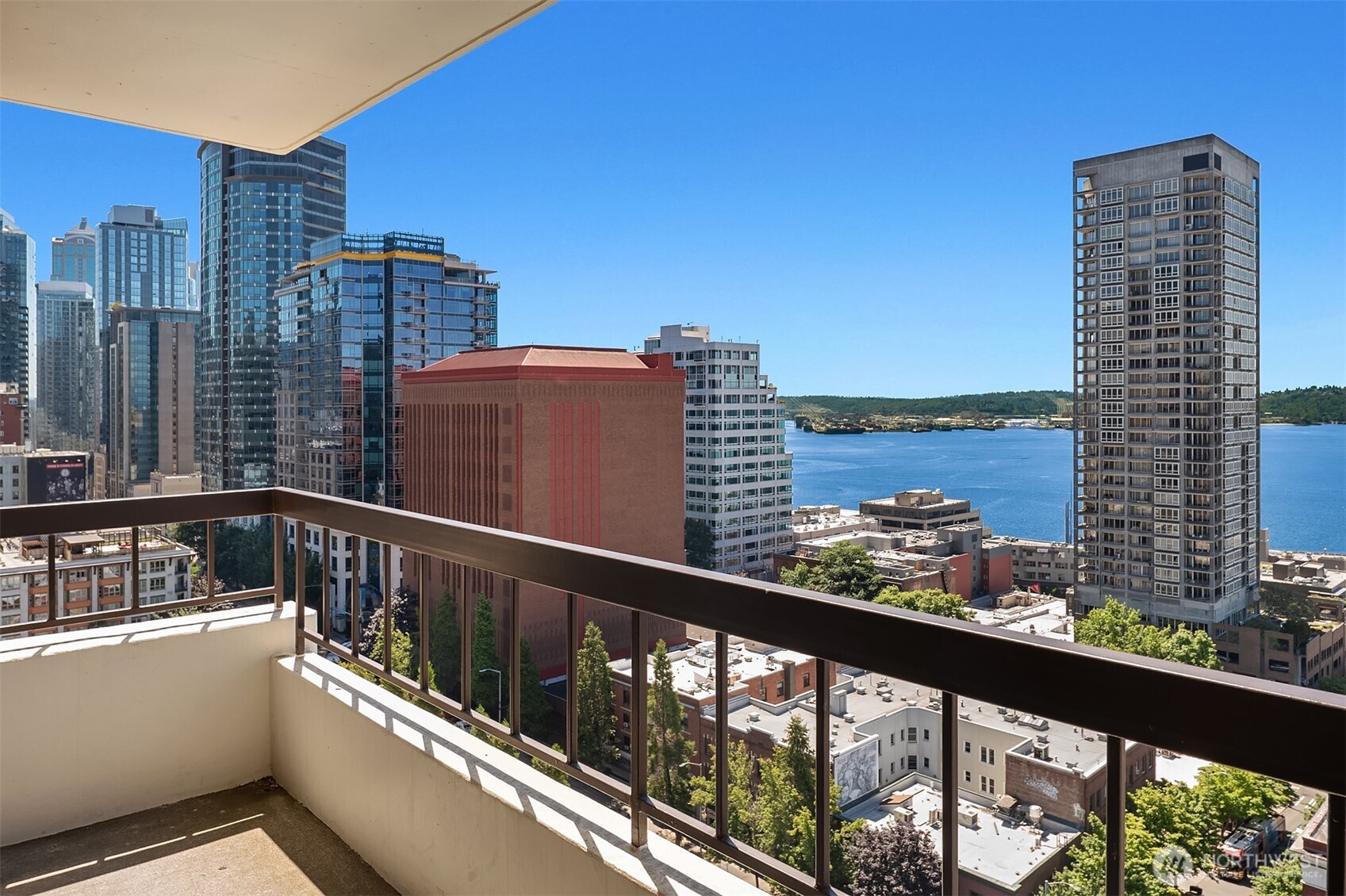 2201 3rd Avenue, Unit 2003 Seattle, WA 98121 - Photo 18 of 38 a view of balcony with city view
