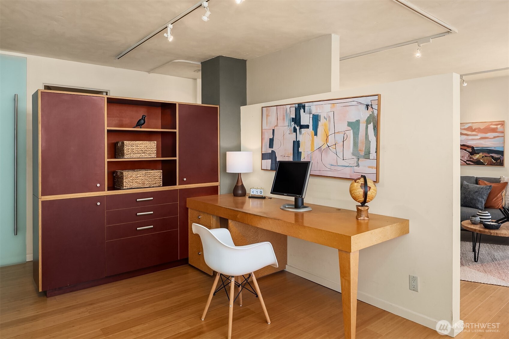 2201 3rd Avenue, Unit 2003 Seattle, WA 98121 - Photo 21 of 38 a view of a workspace with furniture