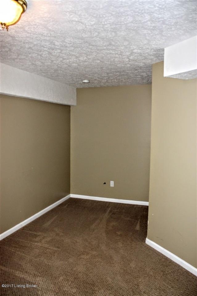 153 Ireland School Road Radcliff, KY 40160 - Photo 23 of 34 large-10038985-33