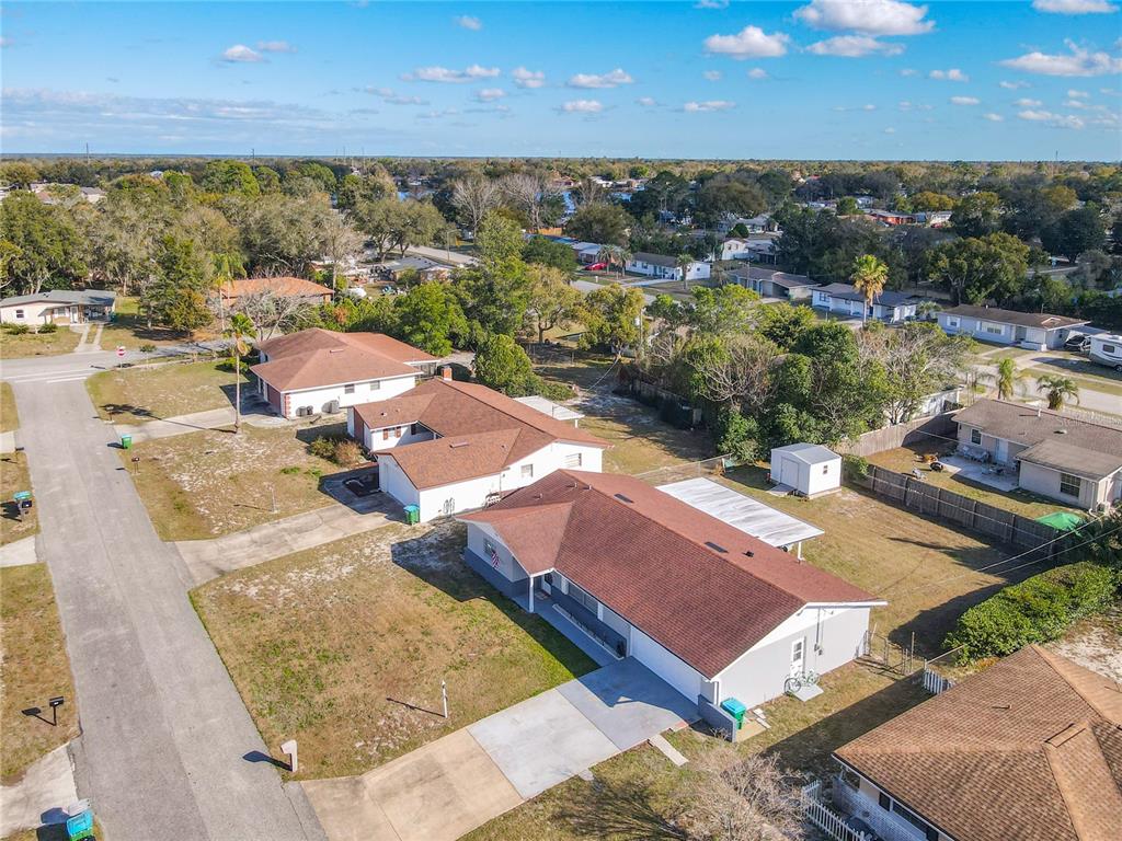 895 Superior Street Deltona, FL 32725 - Photo 4 of 31