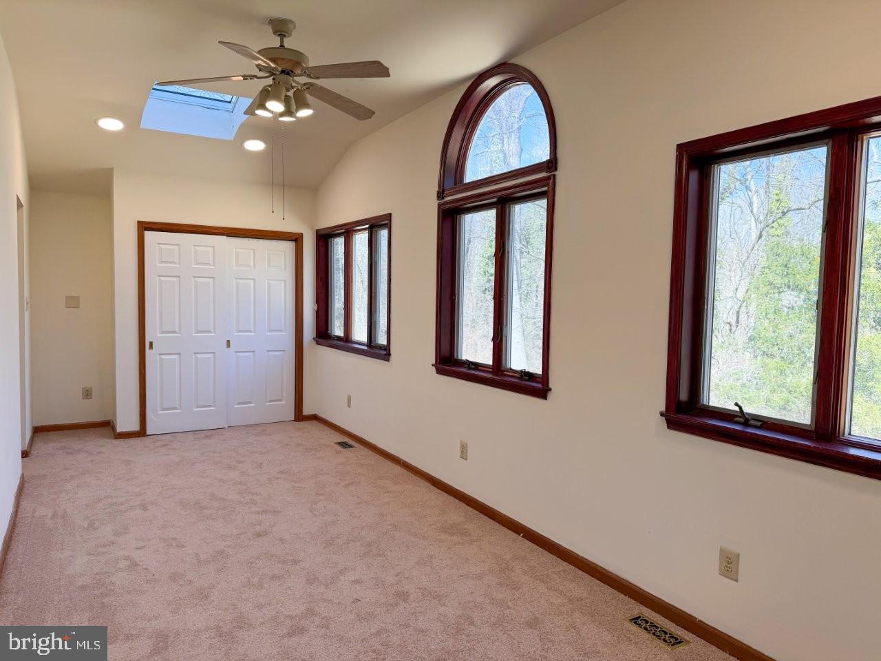 637 North Bishop Avenue Springfield, PA 19064 - Photo 19 of 51 an empty room with windows and fan