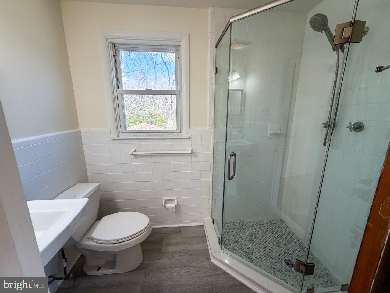 637 North Bishop Avenue Springfield, PA 19064 - Photo 29 of 51 a bathroom with a toilet and a shower
