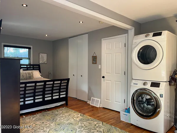 $2,699 | 132 Jefferson Street, Saratoga Springs, NY 12866