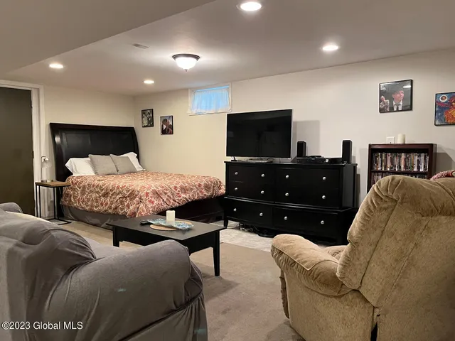 $2,699 | 132 Jefferson Street, Saratoga Springs, NY 12866