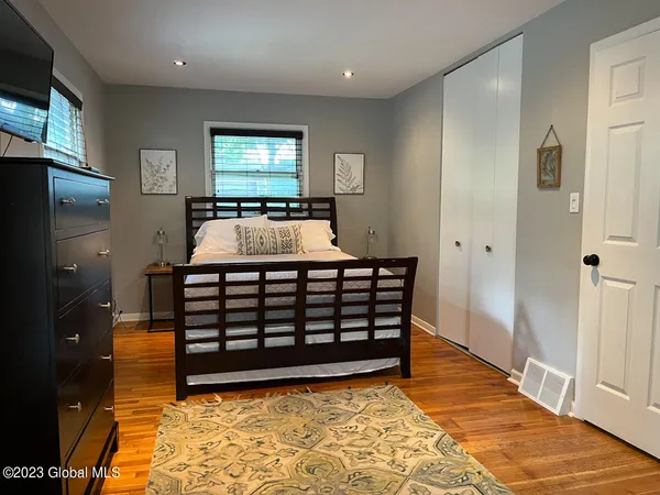$2,699 | 132 Jefferson Street, Saratoga Springs, NY 12866
