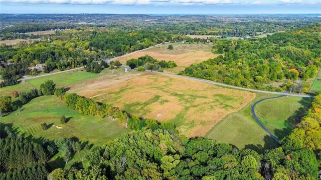 $799,900 | Strong Road, Victor, NY 14564